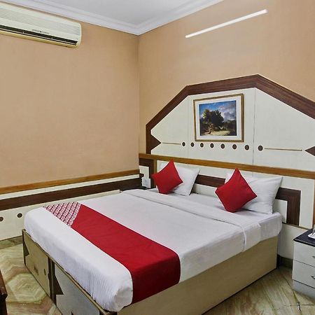 Vaccinated Staff - Collection O 13595 Vt Residency Hotel Bangalore Exterior foto
