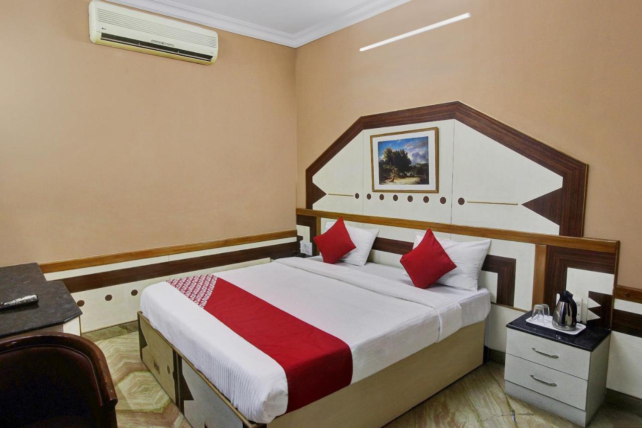 Vaccinated Staff - Collection O 13595 Vt Residency Hotel Bangalore Exterior foto