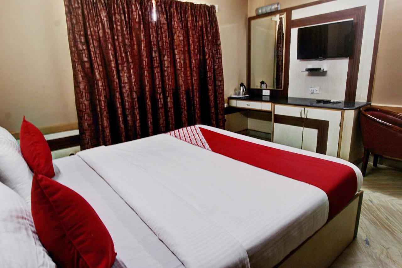 Vaccinated Staff - Collection O 13595 Vt Residency Hotel Bangalore Exterior foto