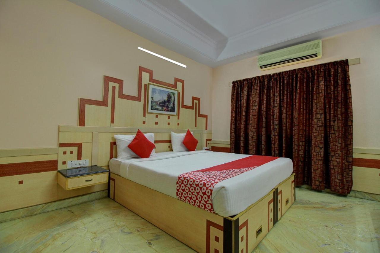 Vaccinated Staff - Collection O 13595 Vt Residency Hotel Bangalore Exterior foto